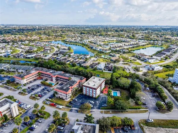 $380,000 | 3910 Crystal Lake Drive, Unit 401, Deerfield Beach, FL 33064