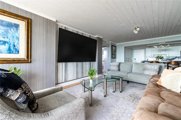 $380,000 | 3910 Crystal Lake Drive, Unit 401, Deerfield Beach, FL 33064