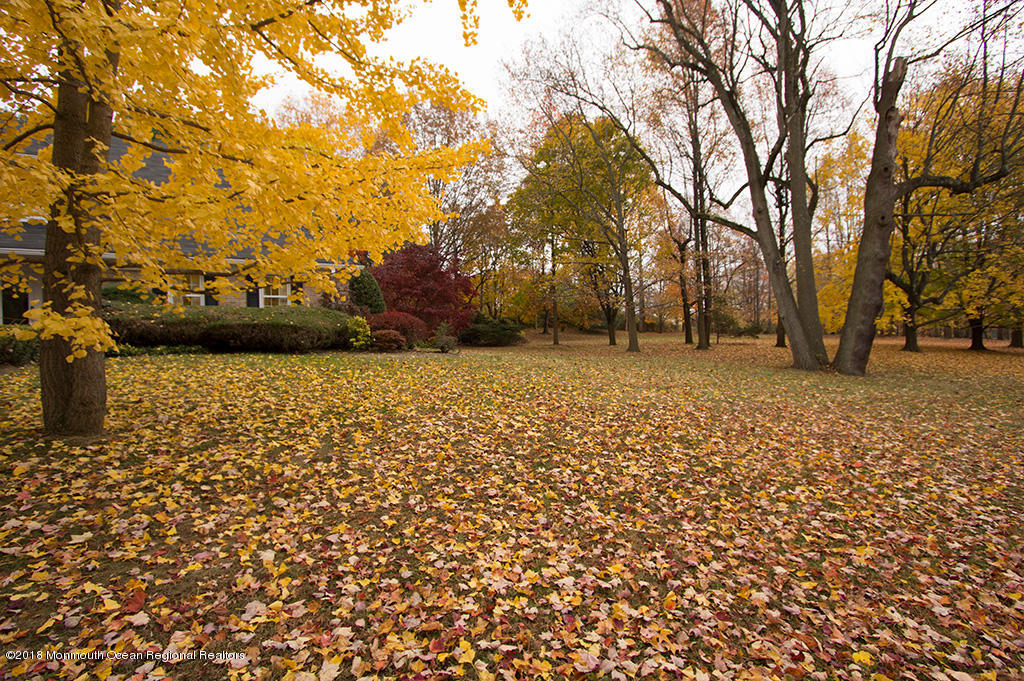 2 Sleepy Hollow Road Middletown, NJ 07701 - Photo 22 of 31 FrontYard