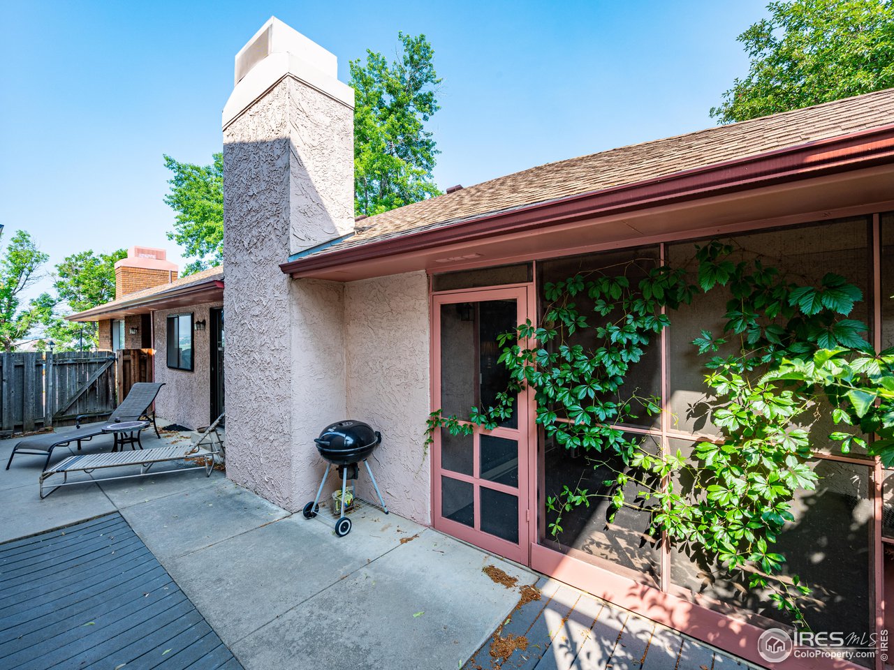 314 Eagle Court Longmont, CO 80504 - Photo 38 of 40 a house view with a outdoor space