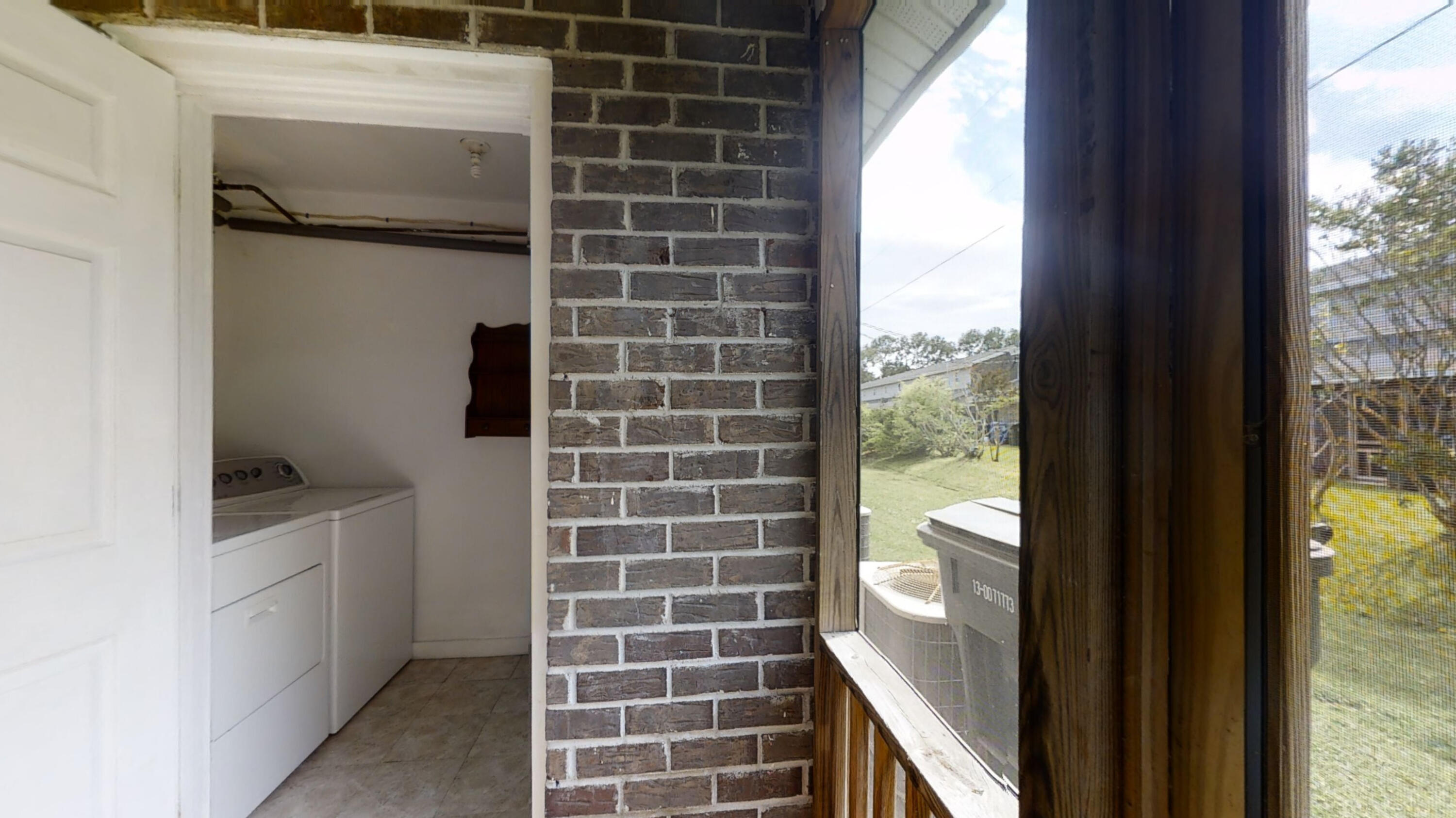 1860 Mepkin Road, Unit 1069/H8 Charleston, SC 29407 - Photo 19 of 28 laundry room