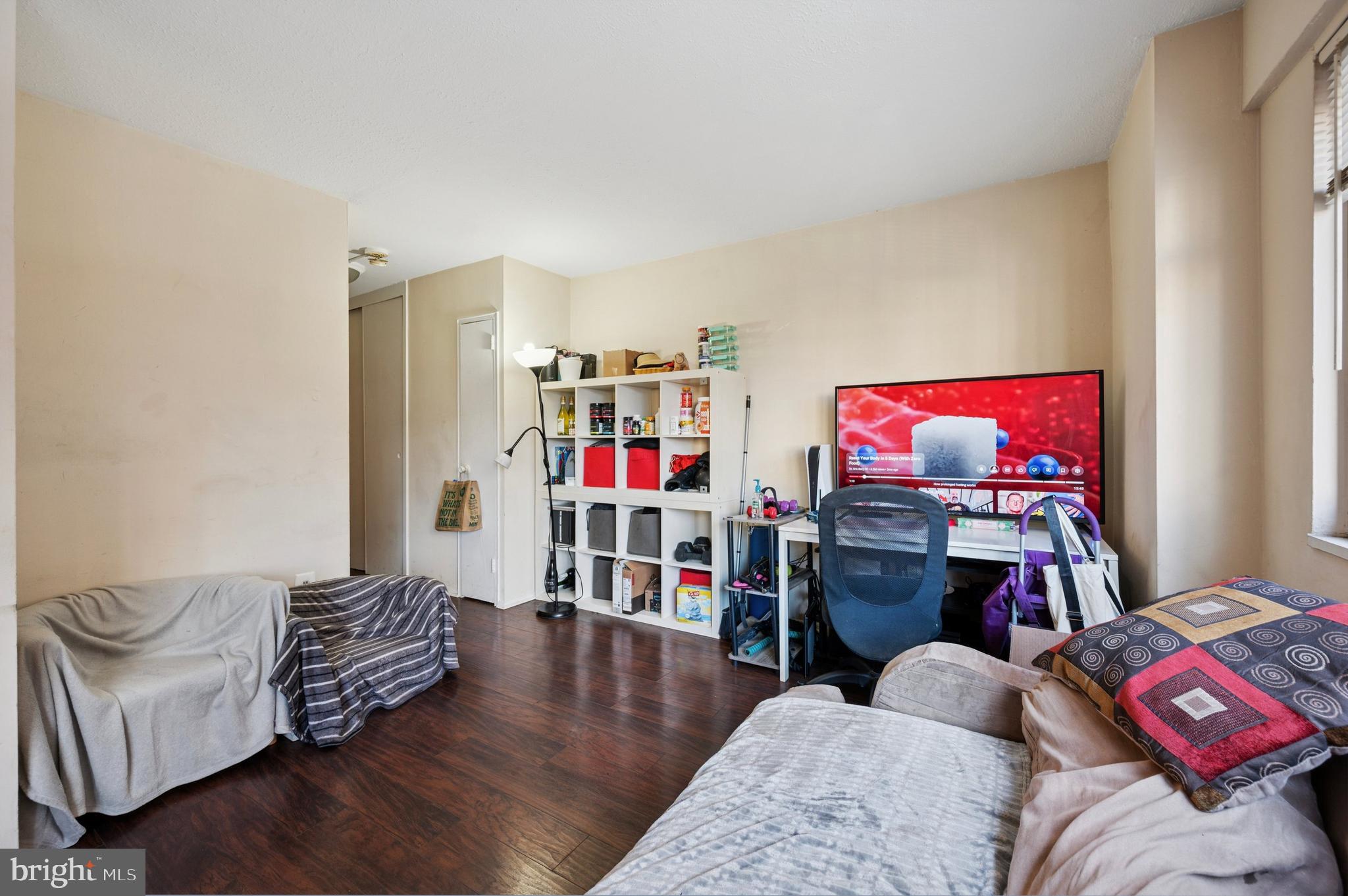 2101 Chestnut Street, Unit 502 Philadelphia, PA 19103 - Photo 6 of 17