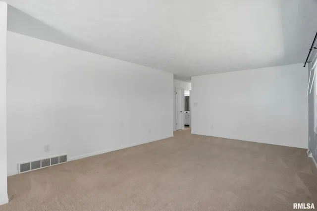 $235,000 | 109 North 3rd Street, Colona, IL 61241