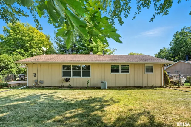 $235,000 | 109 North 3rd Street, Colona, IL 61241