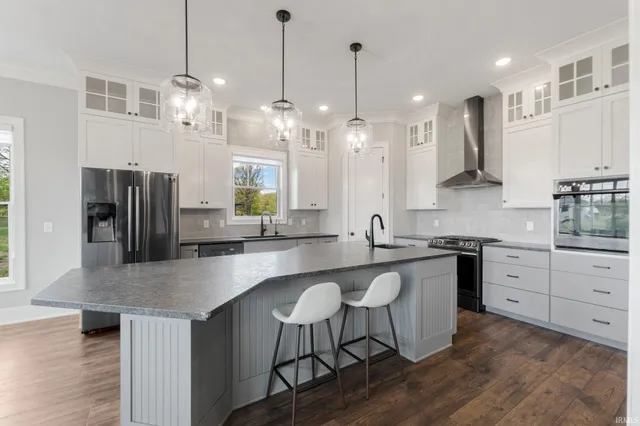 $729,900 | 18015 Tullymore Lane, Leo, IN 46765