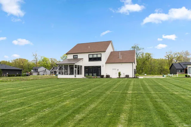 $729,900 | 18015 Tullymore Lane, Leo, IN 46765