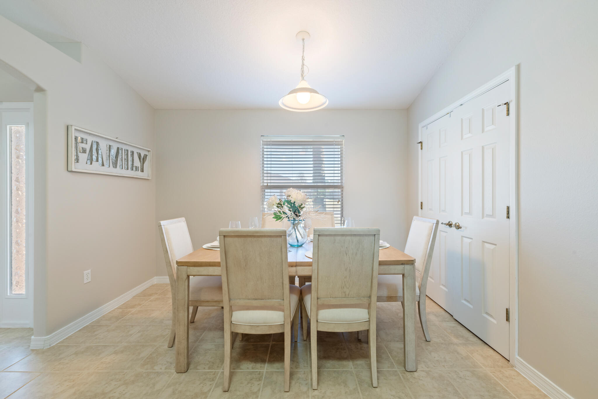 2406 Cumberland Way Crestview, FL 32536 - Photo 15 of 48 DSC_5570_MLS_25