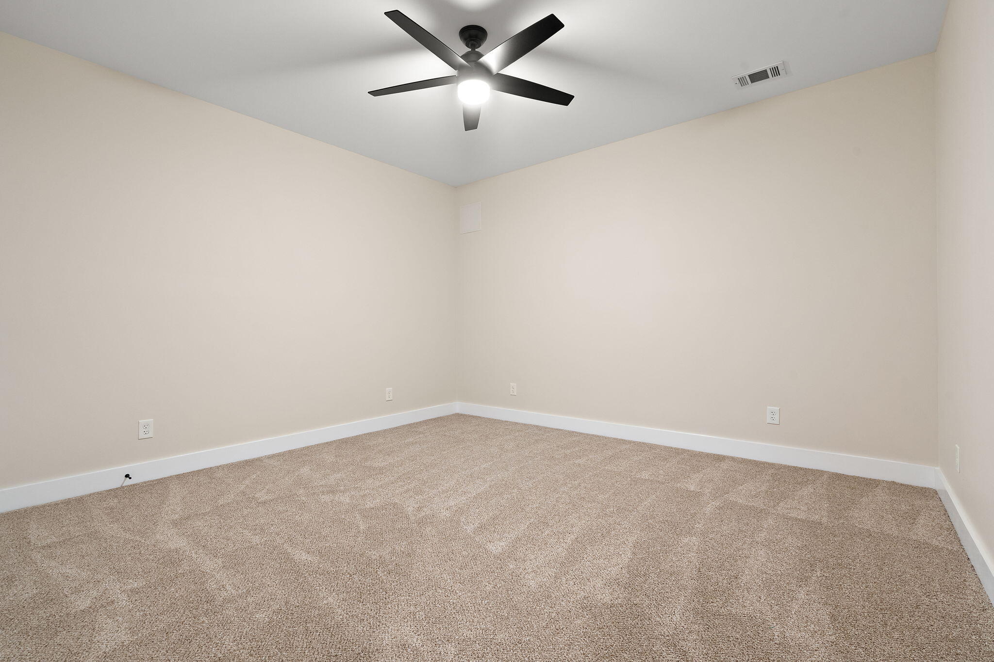 10186 Rustic Drive Demotte, IN 46310 - Photo 45 of 65 2048x1365