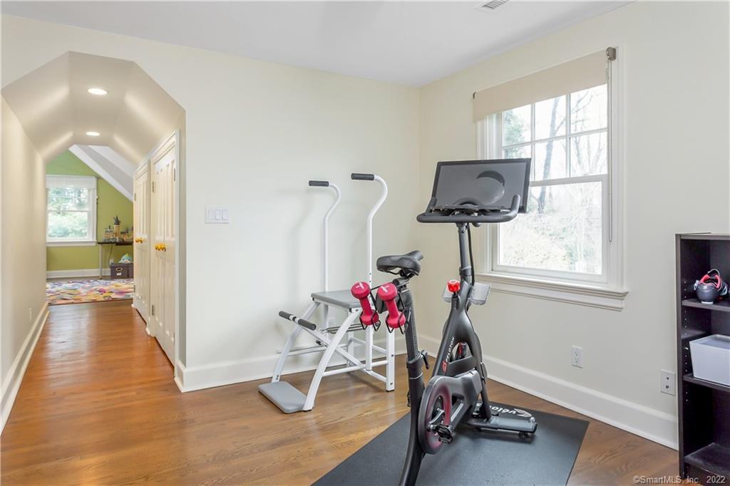 6 Searles Road Darien, CT 06820 - Photo 29 of 39