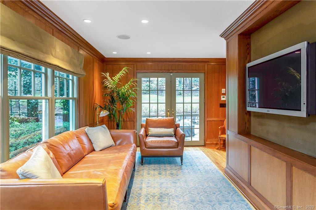 6 Searles Road Darien, CT 06820 - Photo 10 of 39