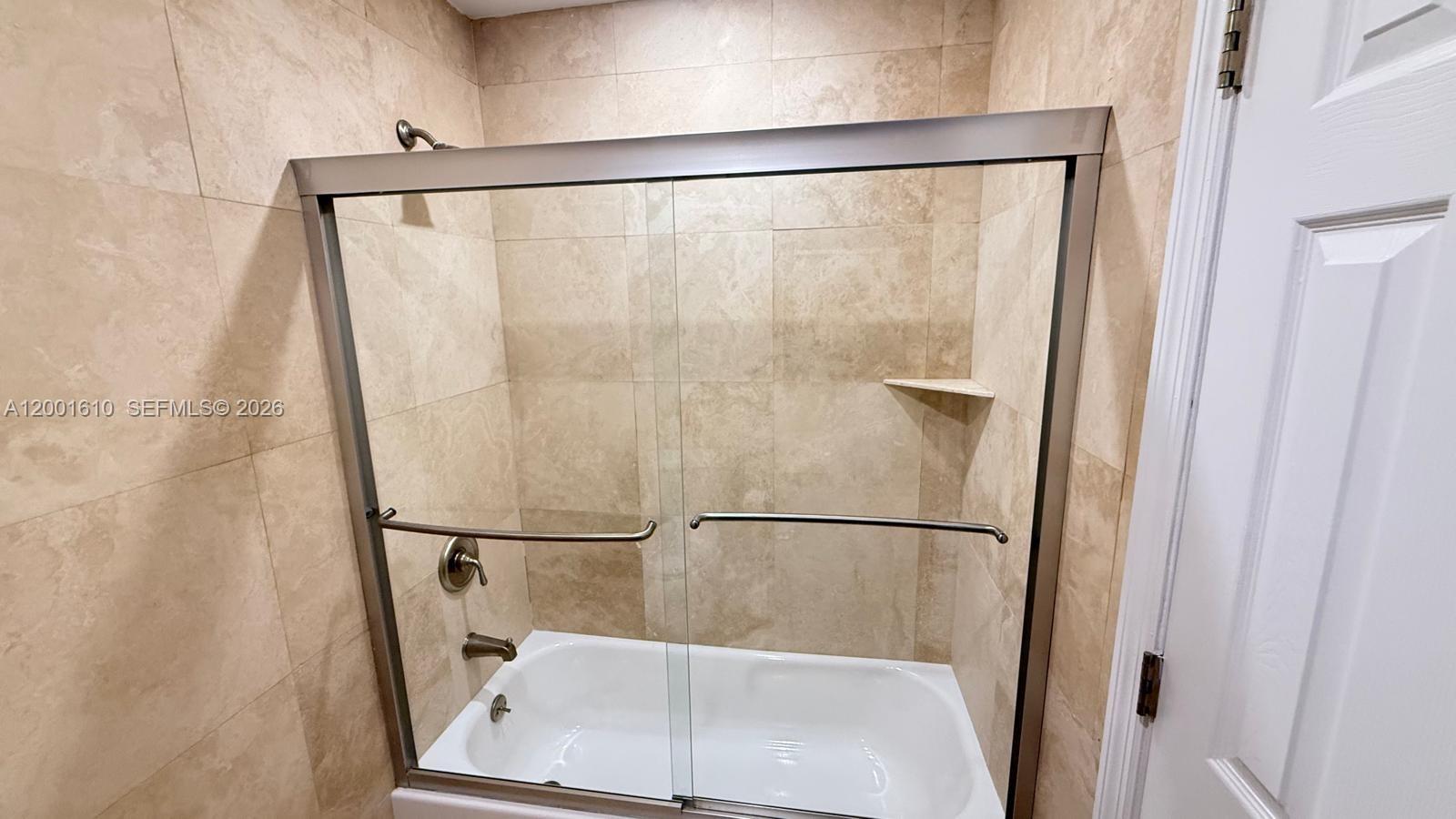 8820 Southwest 43rd Terrace Miami, FL 33165 - Photo 11 of 17