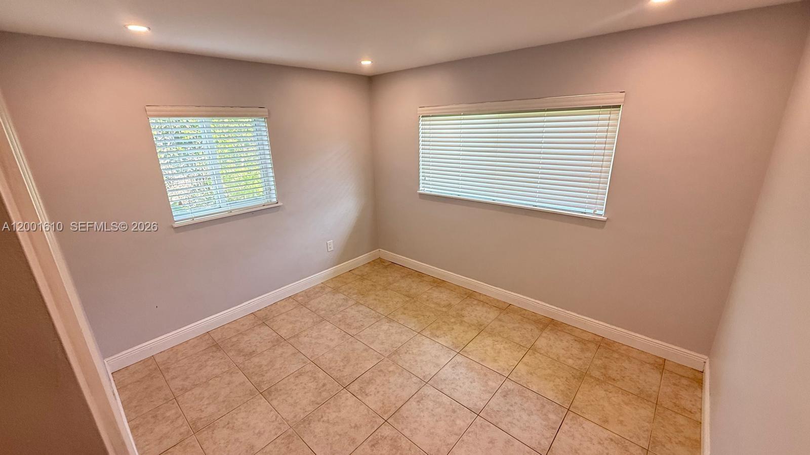 8820 Southwest 43rd Terrace Miami, FL 33165 - Photo 12 of 17