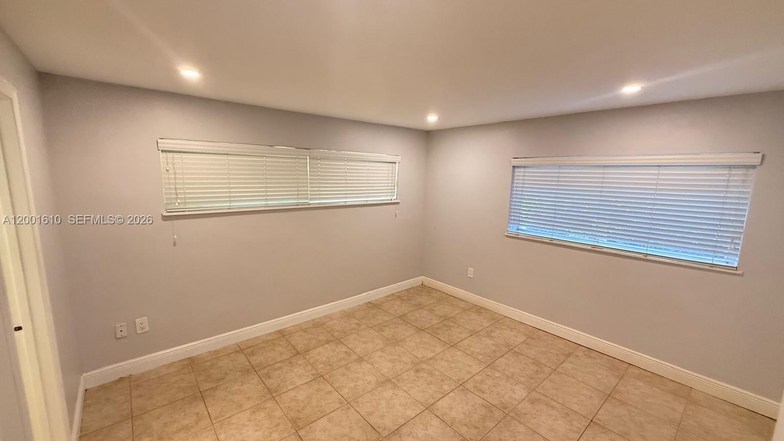 8820 Southwest 43rd Terrace Miami, FL 33165 - Photo 13 of 17