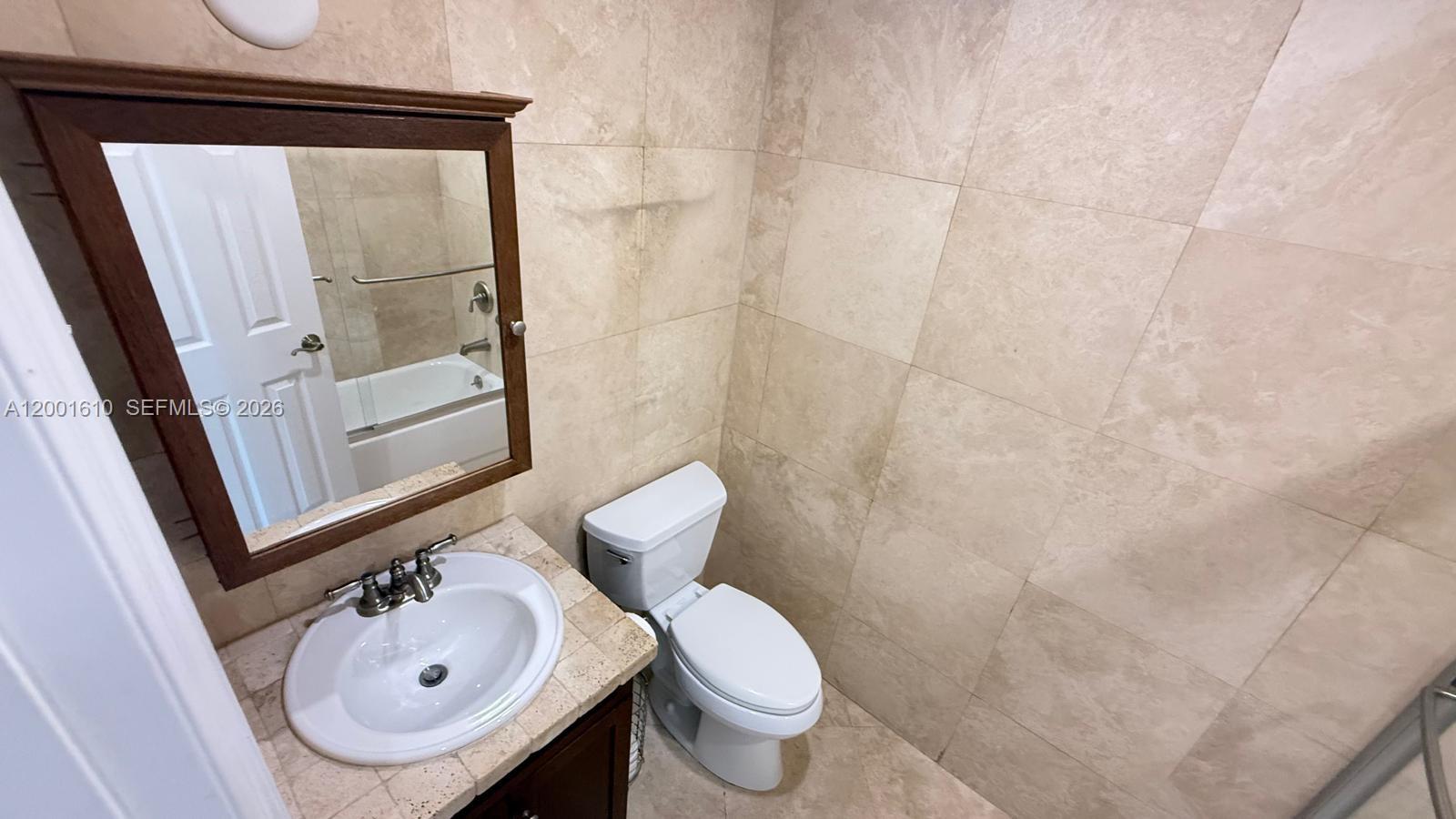 8820 Southwest 43rd Terrace Miami, FL 33165 - Photo 7 of 17