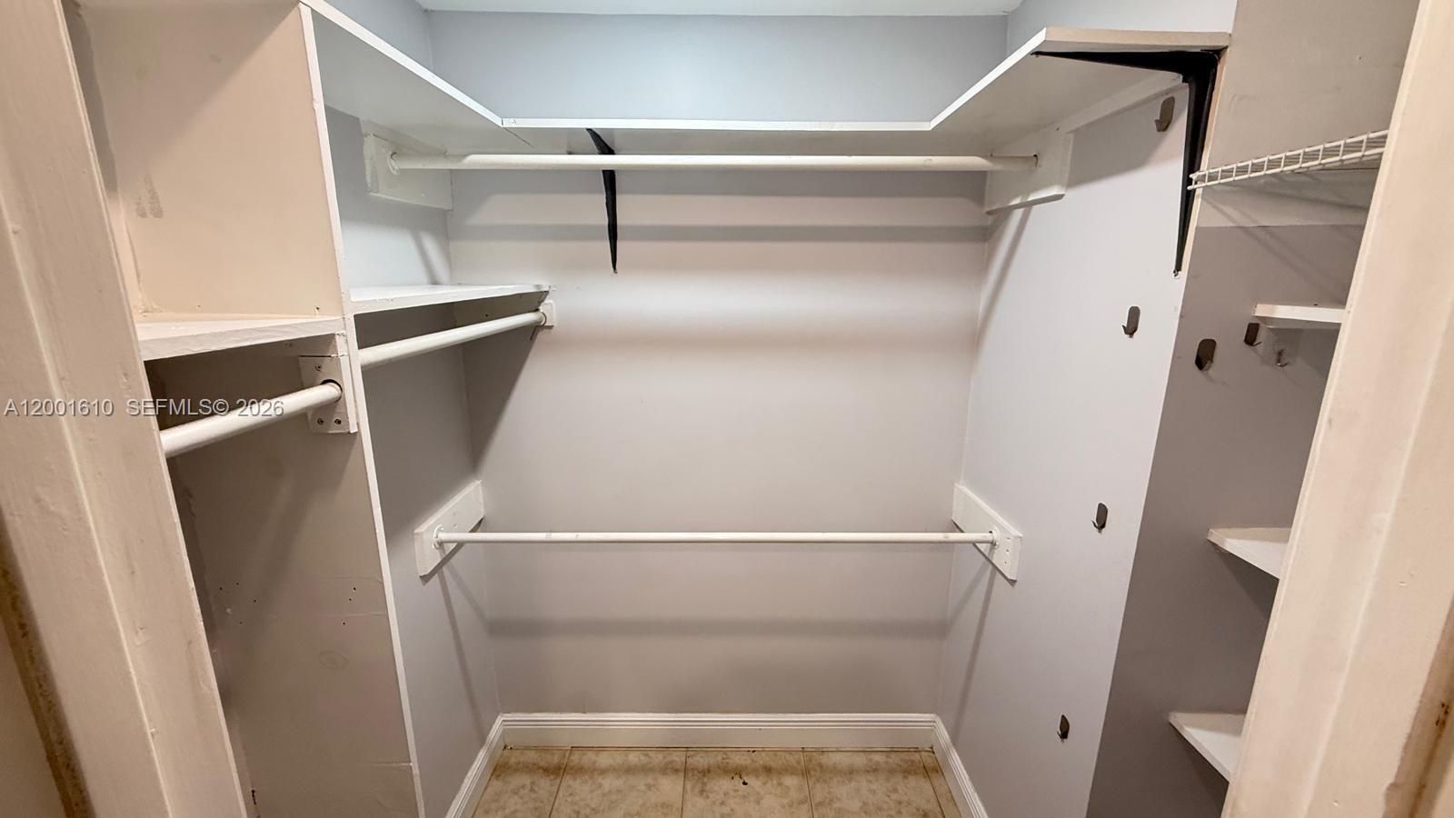 8820 Southwest 43rd Terrace Miami, FL 33165 - Photo 8 of 17