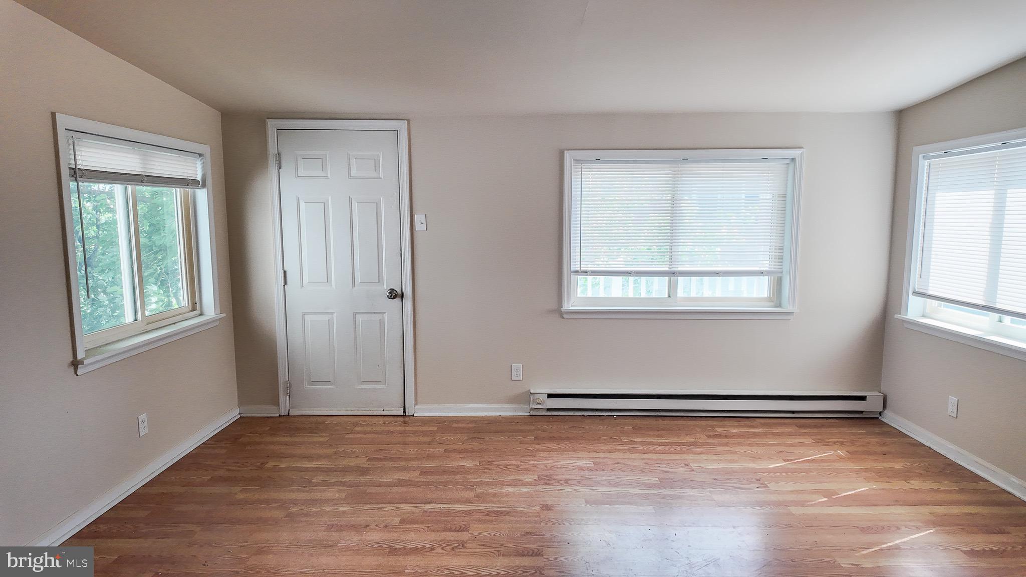10847 Perrin Road Philadelphia, PA 19154 - Photo 13 of 33 Gallery Image 13