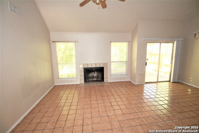 7515 Rimhurst San Antonio, TX 78250 - Photo 2 of 9 Gallery Image 2