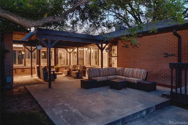 $885,000 | 2120 South Taft Avenue, Loveland, CO 80537