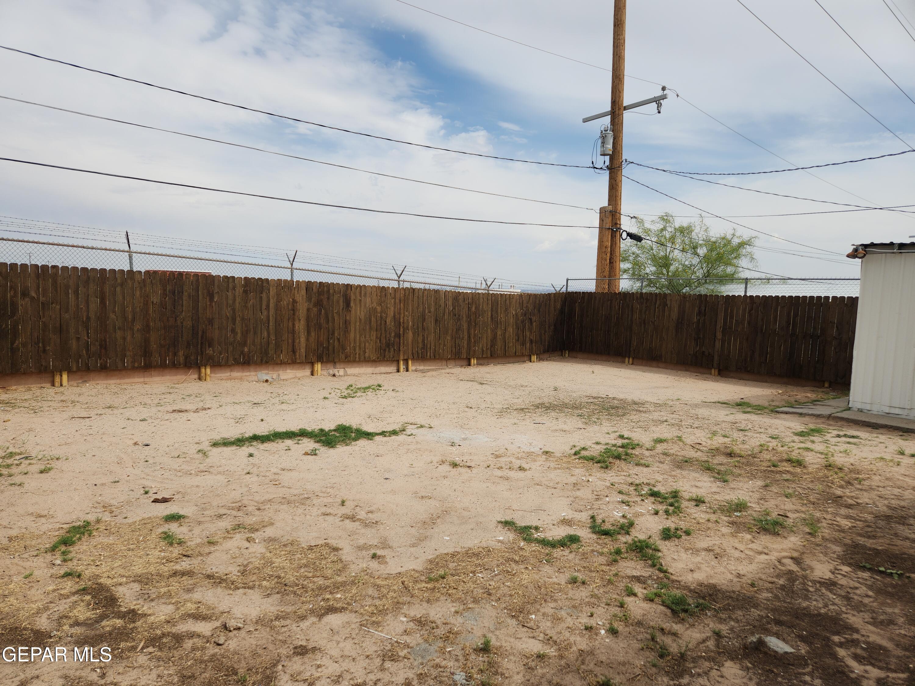 1130 Marlow Road El Paso, TX 79905 - Photo 19 of 19 20260618_160048