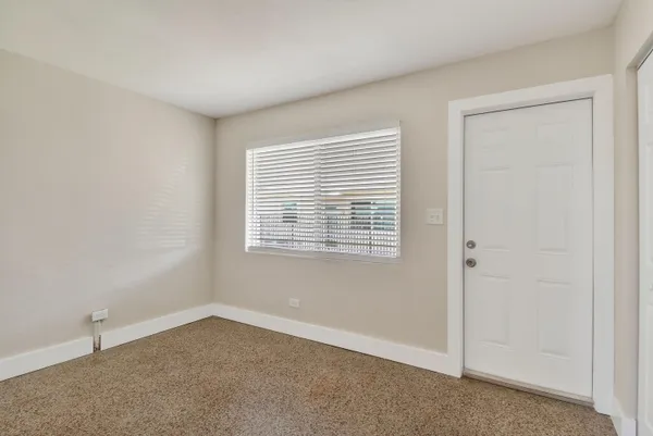 $1,800 | 58 West 27th Street, Unit 1, Riviera Beach, FL 33404