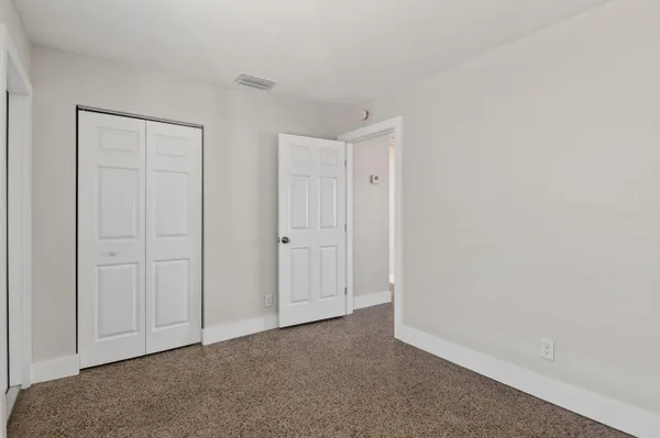 $1,800 | 58 West 27th Street, Unit 1, Riviera Beach, FL 33404