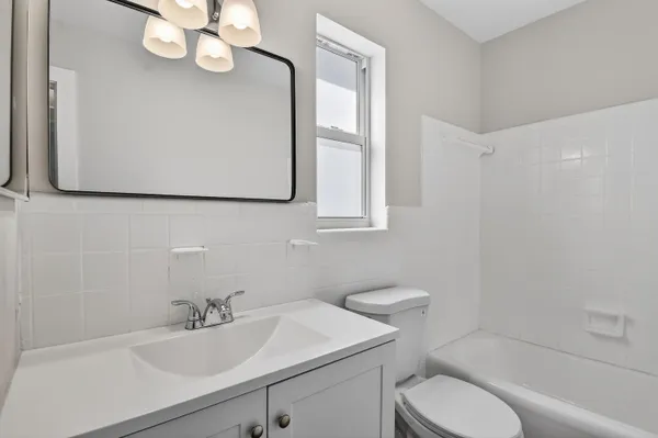 $1,800 | 58 West 27th Street, Unit 1, Riviera Beach, FL 33404