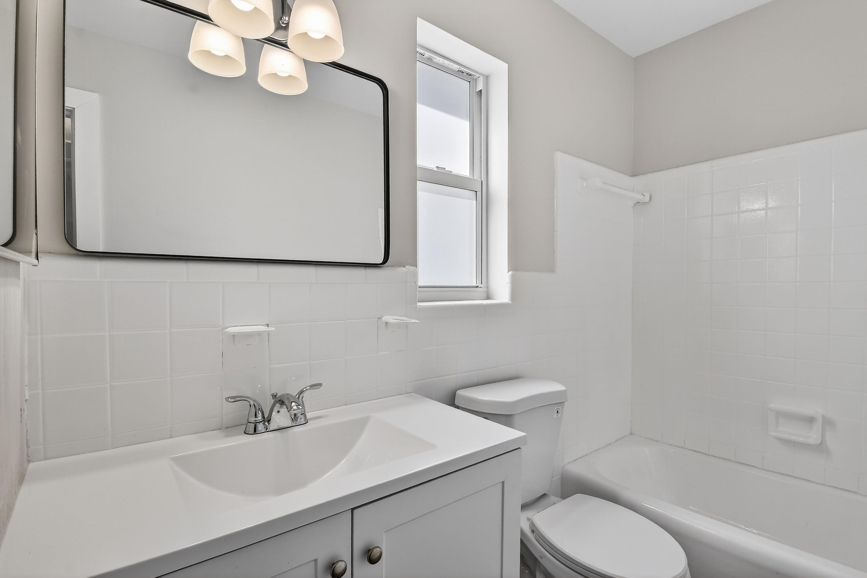 58 West 27th Street, Unit 1 Riviera Beach, FL 33404 - Photo 8 of 16 8