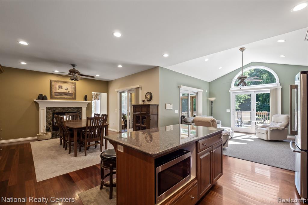10180 Hadley Road Clarkston, MI 48348 - Photo 10 of 54