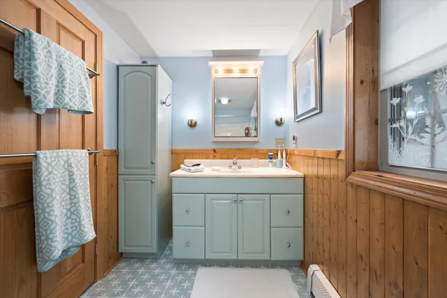 $729,000 | 43 Verona Park, Verona Island, ME 04416