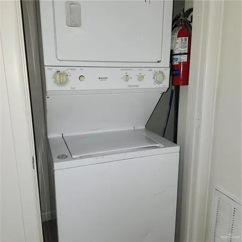 $800 | 515 Lotto Lane, Unit 2, Edinburg, TX 78541