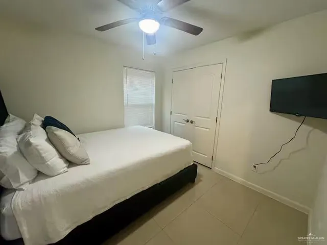 $800 | 515 Lotto Lane, Unit 2, Edinburg, TX 78541