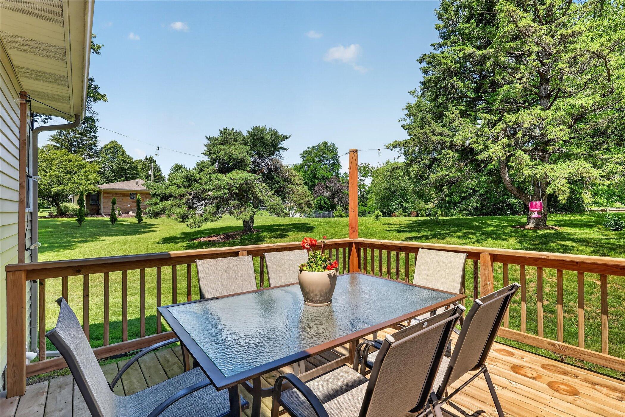 2747 4 Mile Road Northwest Grand Rapids, MI 49544 - Photo 42 of 48 Deck