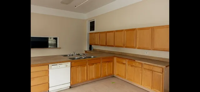 $799,000 | 9511 South Commercial Avenue, Chicago, IL 60617