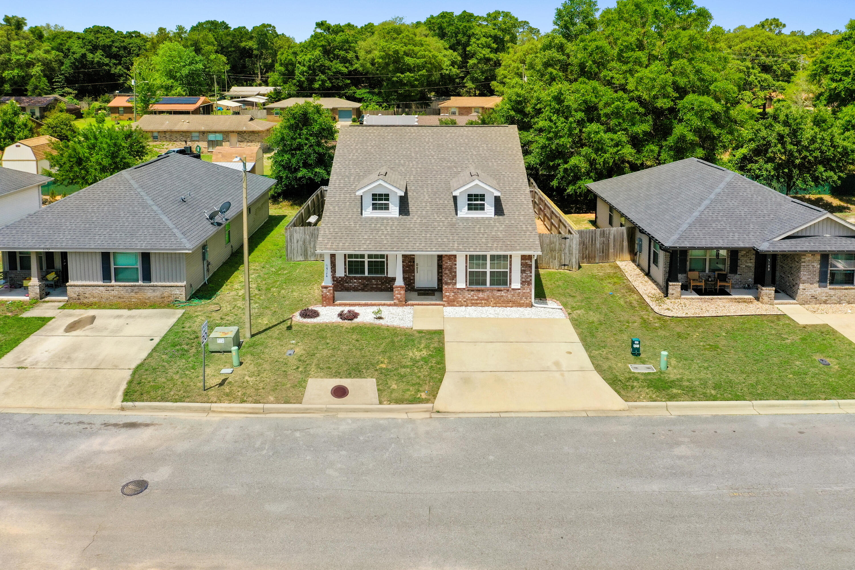 5176 Carmell Ridge Circle Milton, FL 32570 - Photo 31 of 42 07