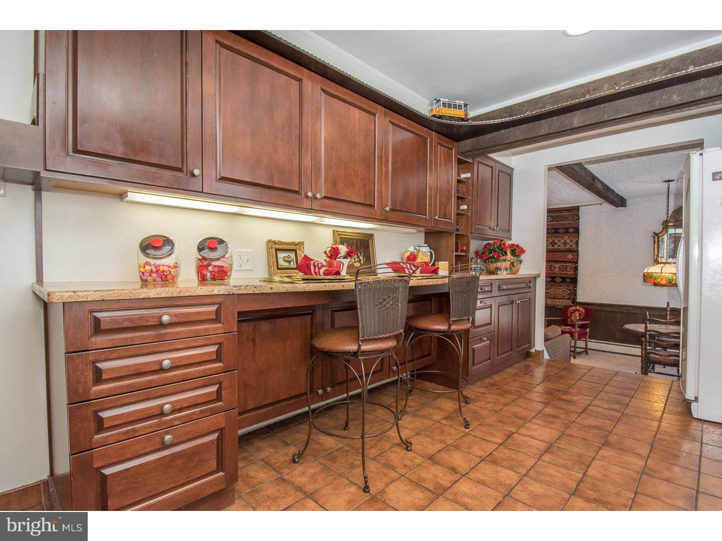 807 Wickfield Road Wynnewood, PA 19096 - Photo 8 of 25 Kitchen