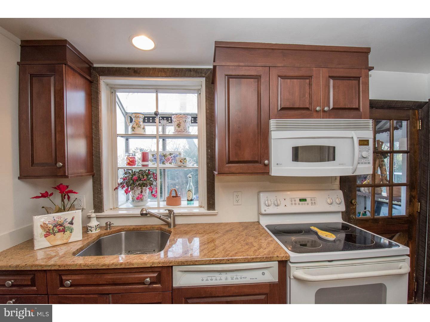 807 Wickfield Road Wynnewood, PA 19096 - Photo 9 of 25 Kitchen