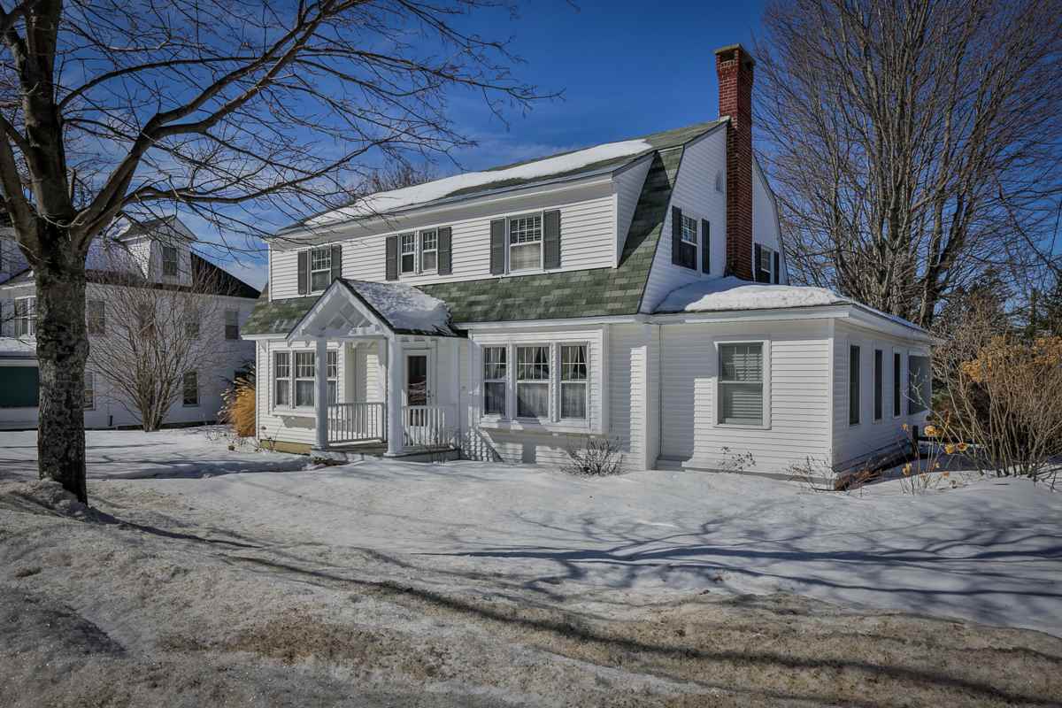 39 Seamans Road New London, NH 03257 - Photo 1 of 40