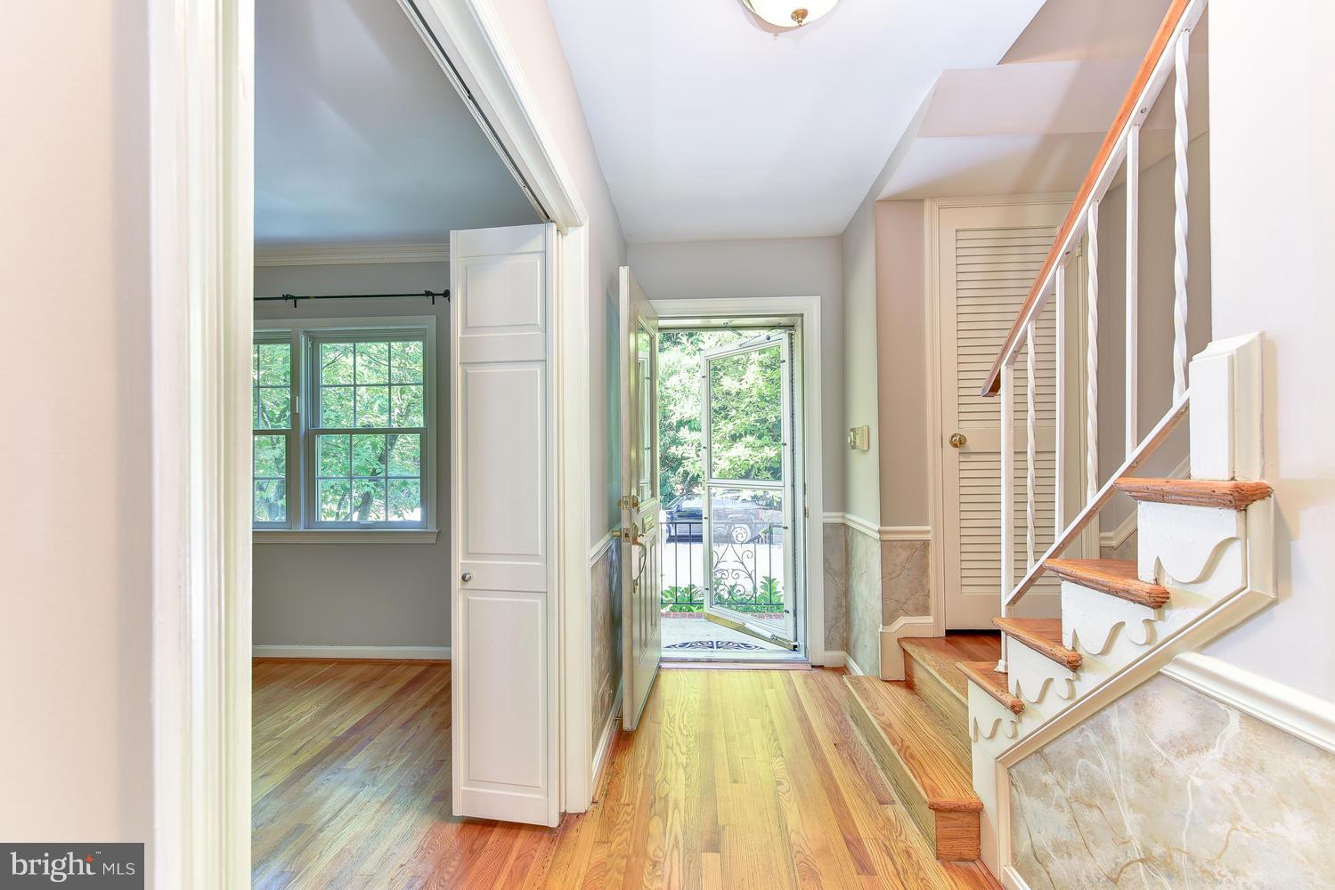 1159 Randolph Road McLean, VA 22101 - Photo 3 of 30 Interior (General)