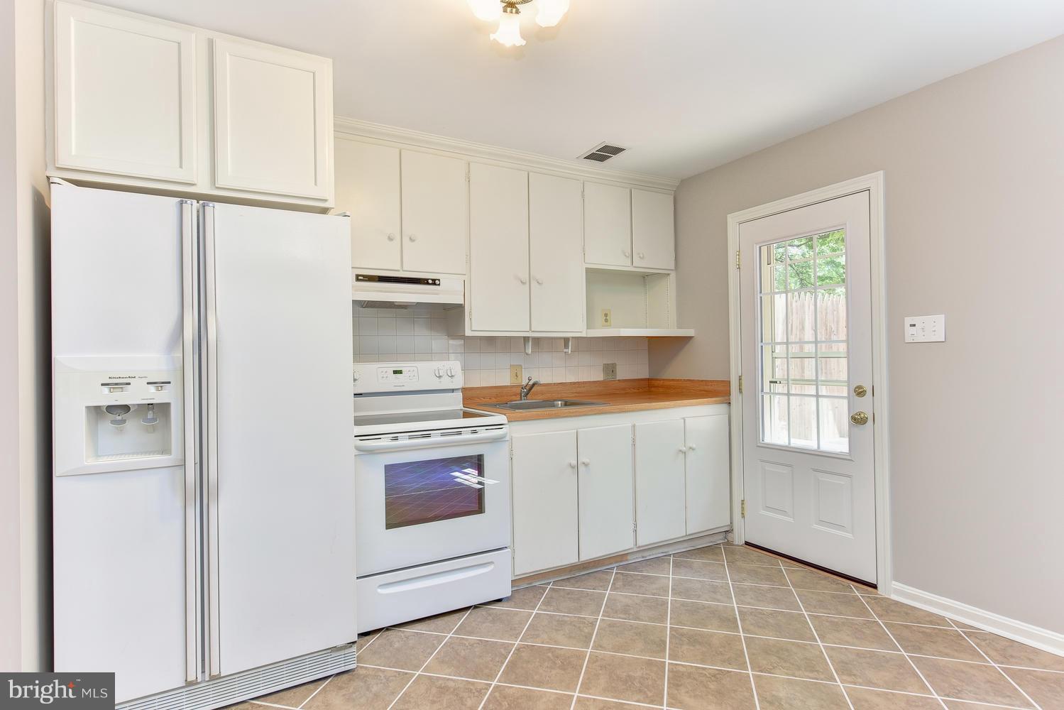 1159 Randolph Road McLean, VA 22101 - Photo 23 of 30 Catering Kitchen