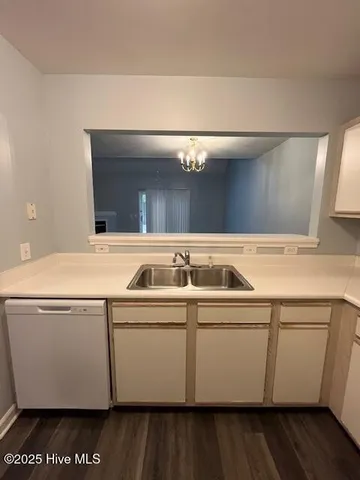 $1,550 | 4804 South College Road, Unit 54, Wilmington, NC 28412