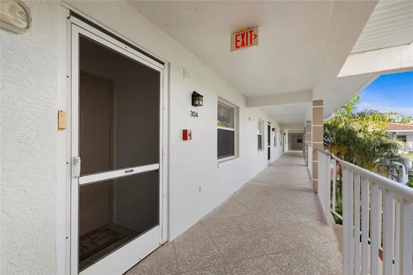 a view of a house with porch