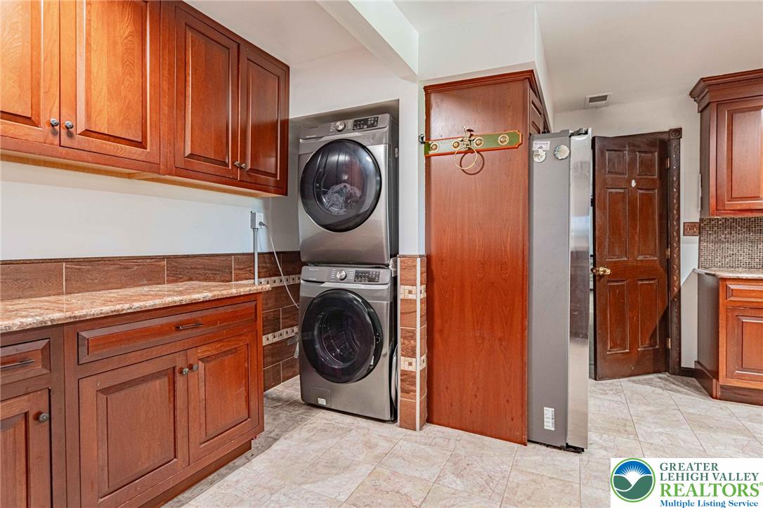 3609 Windy Road Orefield, PA 18069 - Photo 22 of 97 LAUNDRY