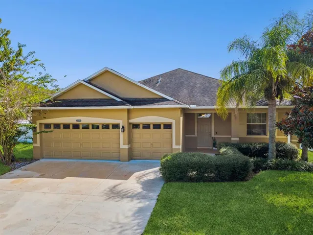 $3,200 | 5832 Tarleton Way, Mount Dora, FL 32757