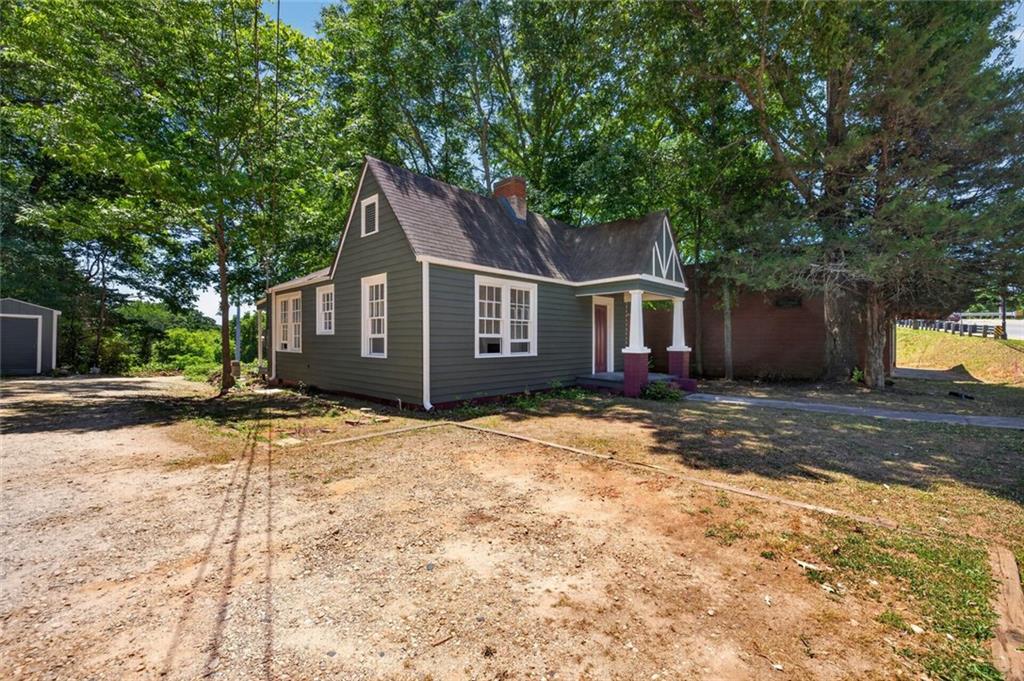 298 South Cherokee Road Social Circle, GA 30025 - Photo 3 of 13