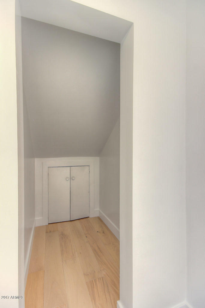142 East Coronado Road, Unit 32 Phoenix, AZ 85004 - Photo 21 of 33 closet and mini storage