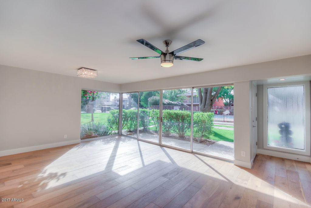 Living Room (1)-SMALL