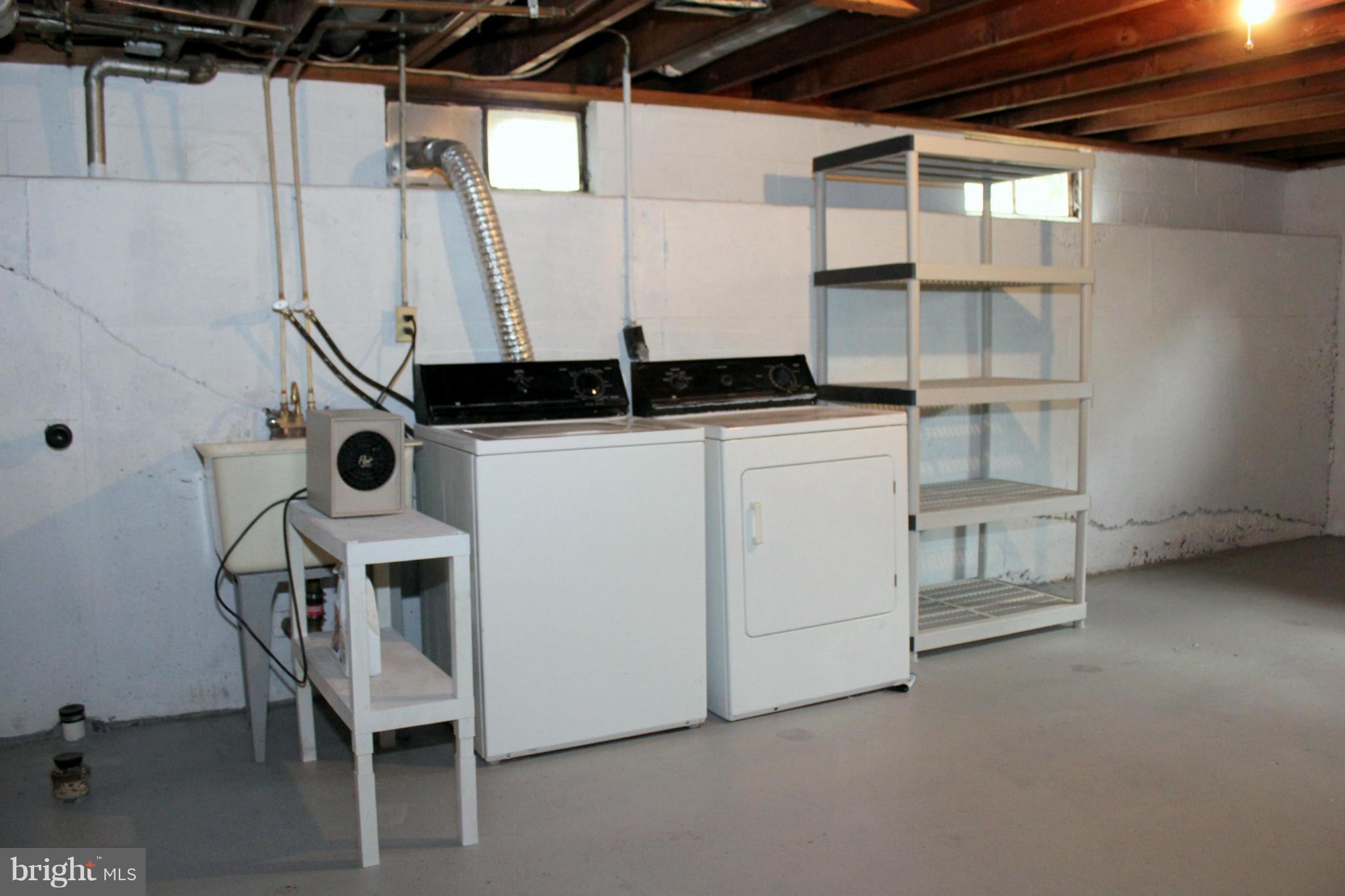 13113 Claxton Drive Laurel, MD 20708 - Photo 21 of 30 Basement w/ Washer