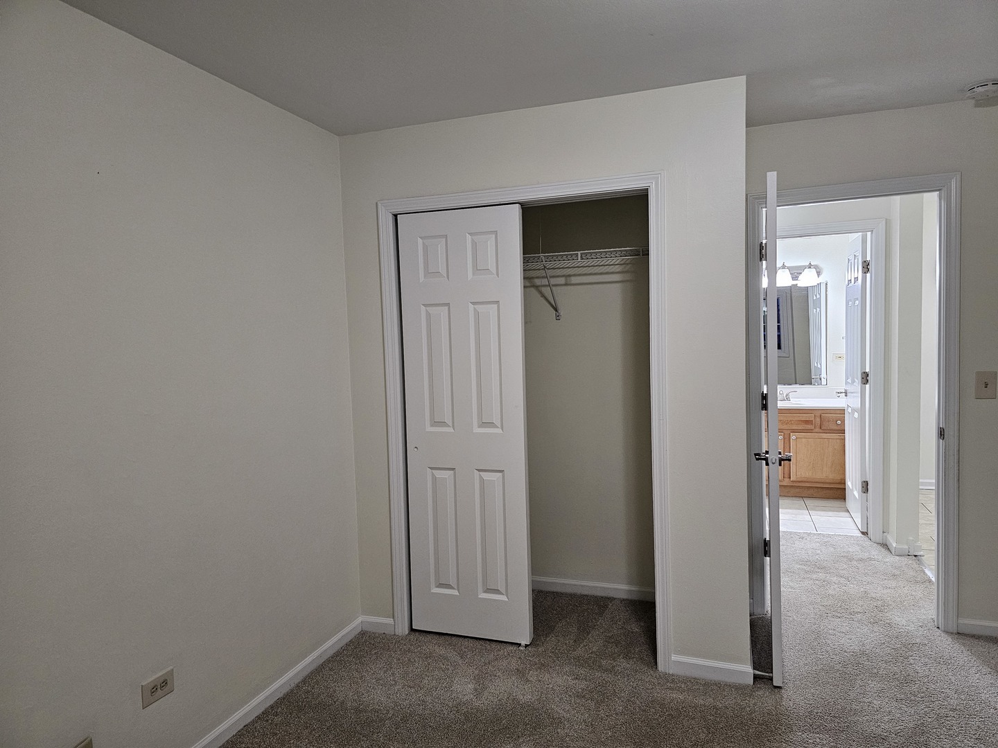 833 Village Quarter Road, Unit G5 West Dundee, IL 60118 - Photo 24 of 25