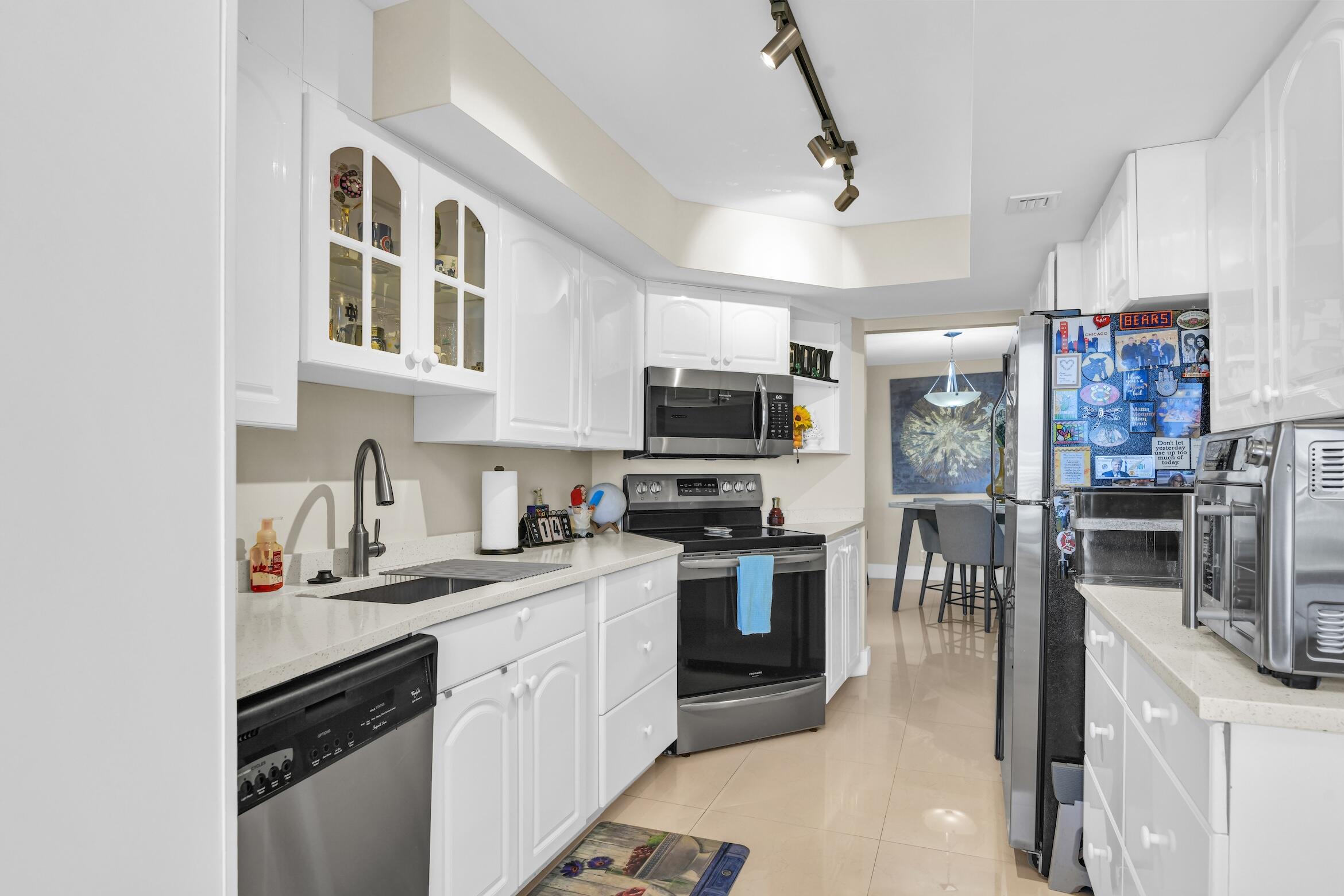 500 South Ocean Boulevard, Unit 309 Boca Raton, FL 33432 - Photo 12 of 61 CHALFONTE 309N -18