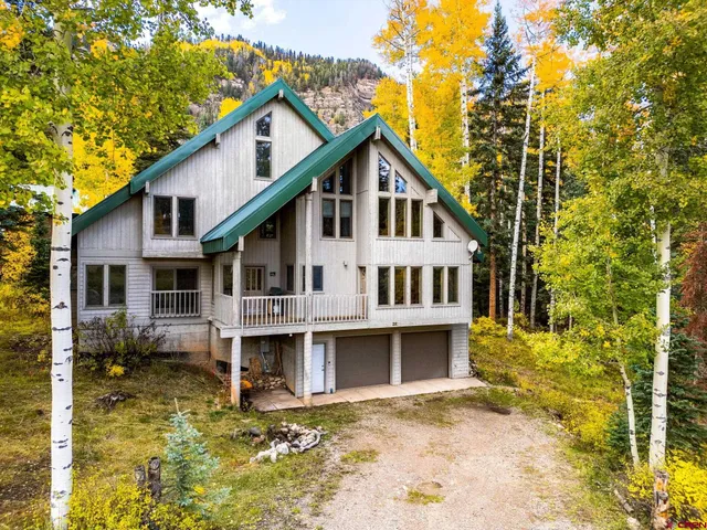 $1,495,900 | 201 Columbine Drive, Durango, CO 81301